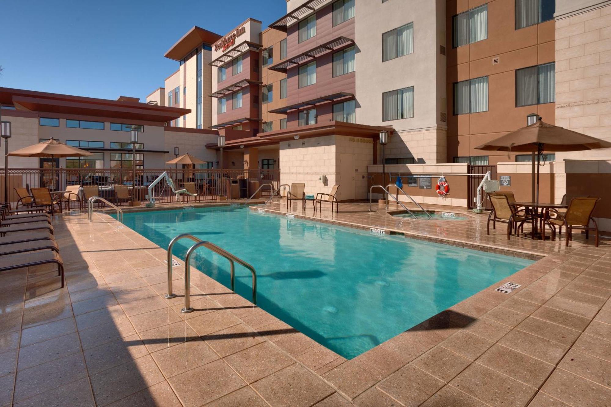 Residence Inn By Marriott Phoenix גילברט מראה חיצוני תמונה